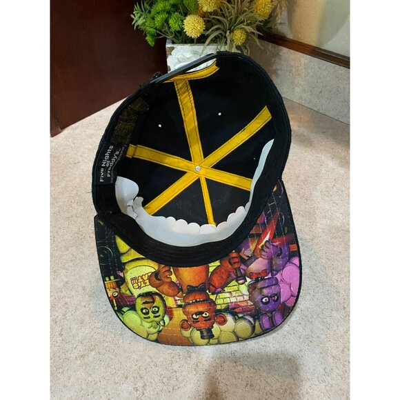 Five Nights At Freddy's Freddy Fazbear’s Pizza Snapback Hat - Picture 2 of 6